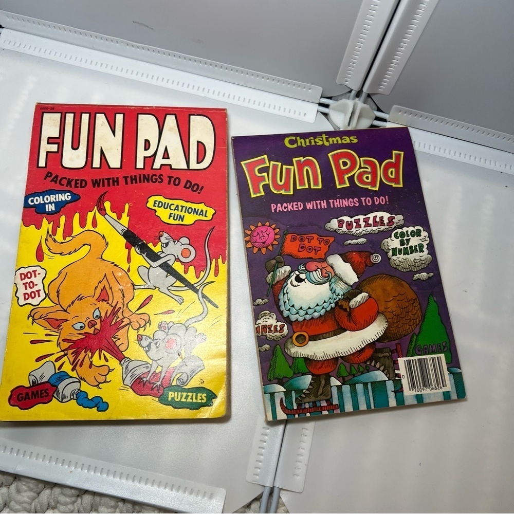 Vintage Fun Pad Christmas Cat Activity Book 1983 New Lot Of 2 - Picture 2 of 4